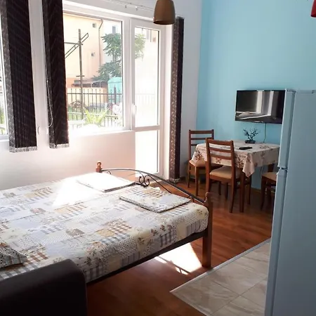 Apartment Flowers Pomorie